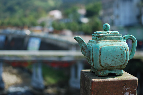 Teapot in the Tea Town of Pingling