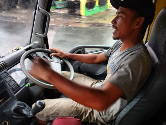 05 – A Wet, Wet Day from Subulussalam to the Ocean Tuktuk to Banda Aceh - 01 - 7466