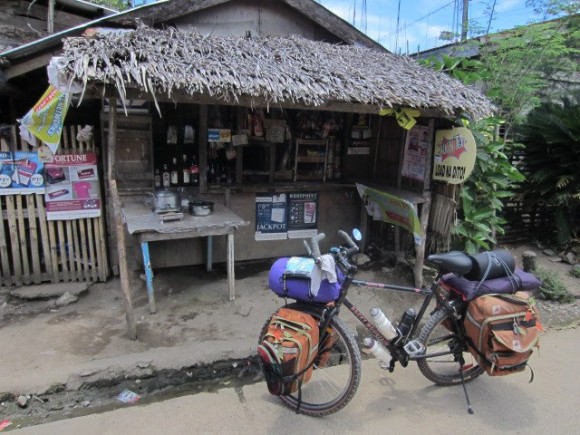 Cycling Catanduanes 1 – “Are you sure?” Touring Bike and My First Lunch Stop